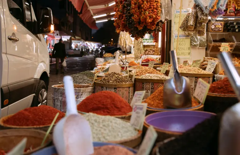 Night Food Tour in Riyadh: Street Food After Sunset