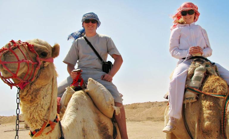 camel trekking riyadh