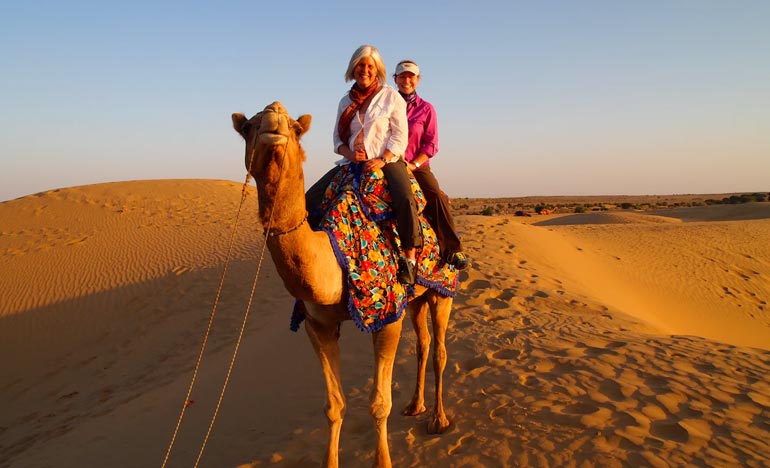 camel trekking riyadh